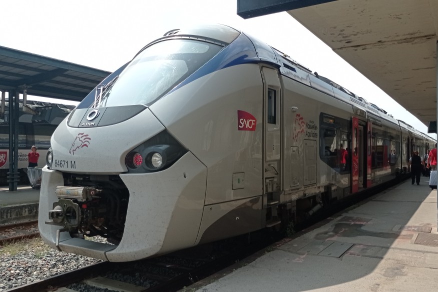 Royan :  un rassemblement pour s'opposer à la fermeture des guichets de la gare SNCF